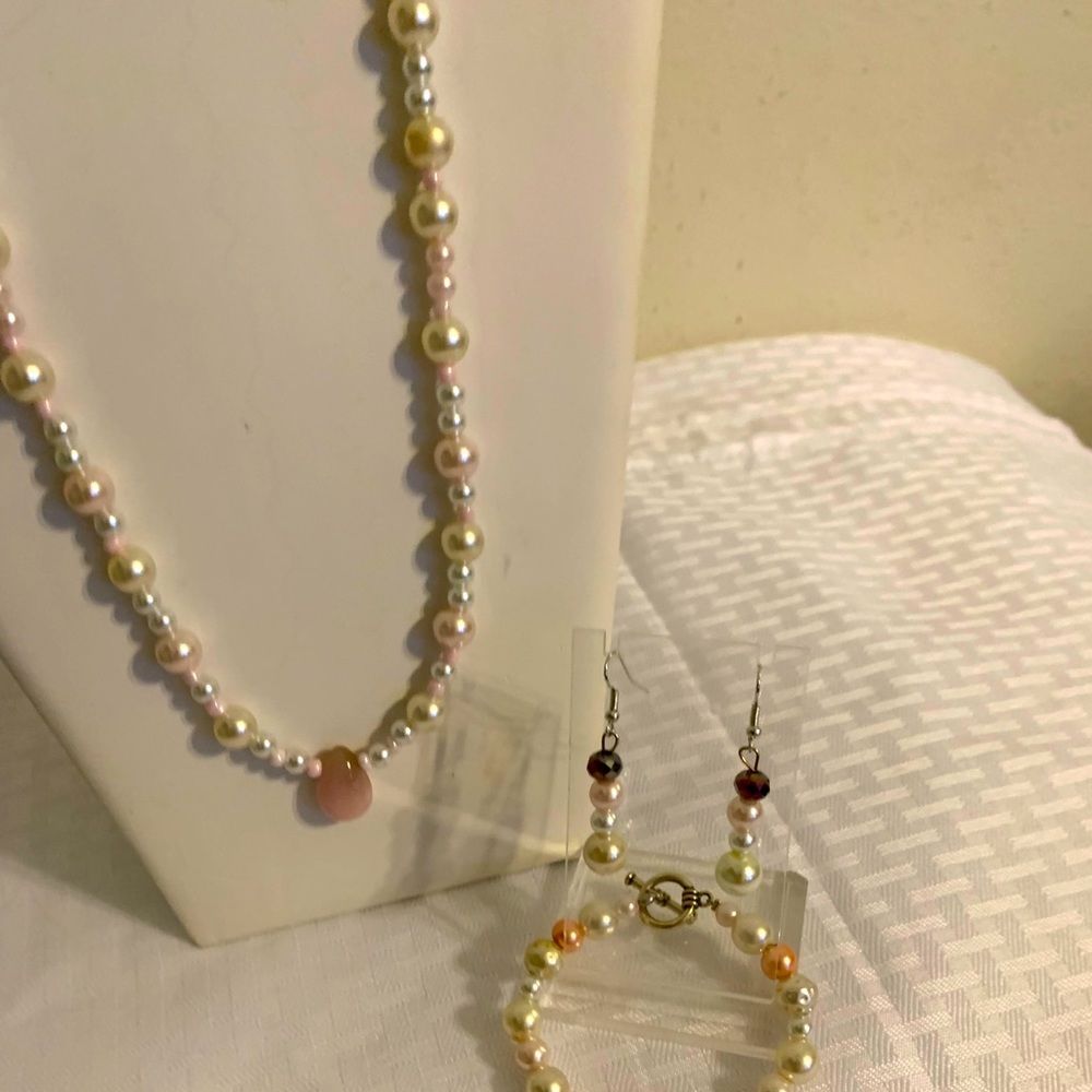 Pearl necklace